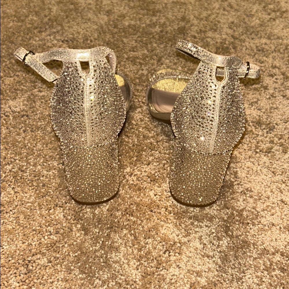 Kelly & Katie Gold Rhinestone Heel - Picture 4 of 7